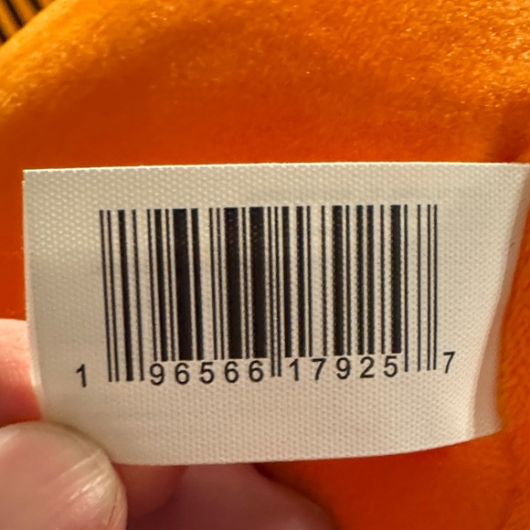 Lester the Pumpkin Latte Squishmallow - 8” (NWT) - Picture 8 of 9